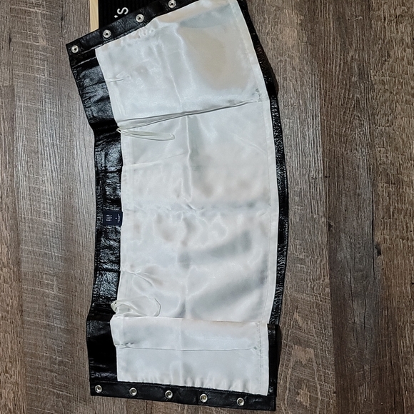 NWT Gap leather skirt button up front "Girls Size 8" NWT - Picture 3 of 6